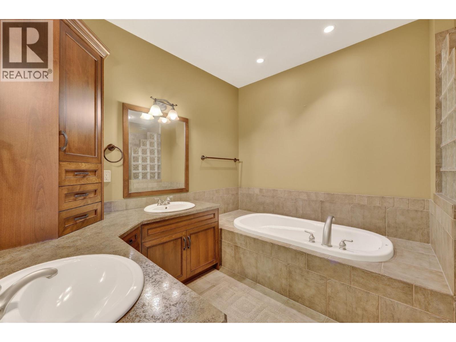 1910 Capistrano Drive Unit# 111, Kelowna