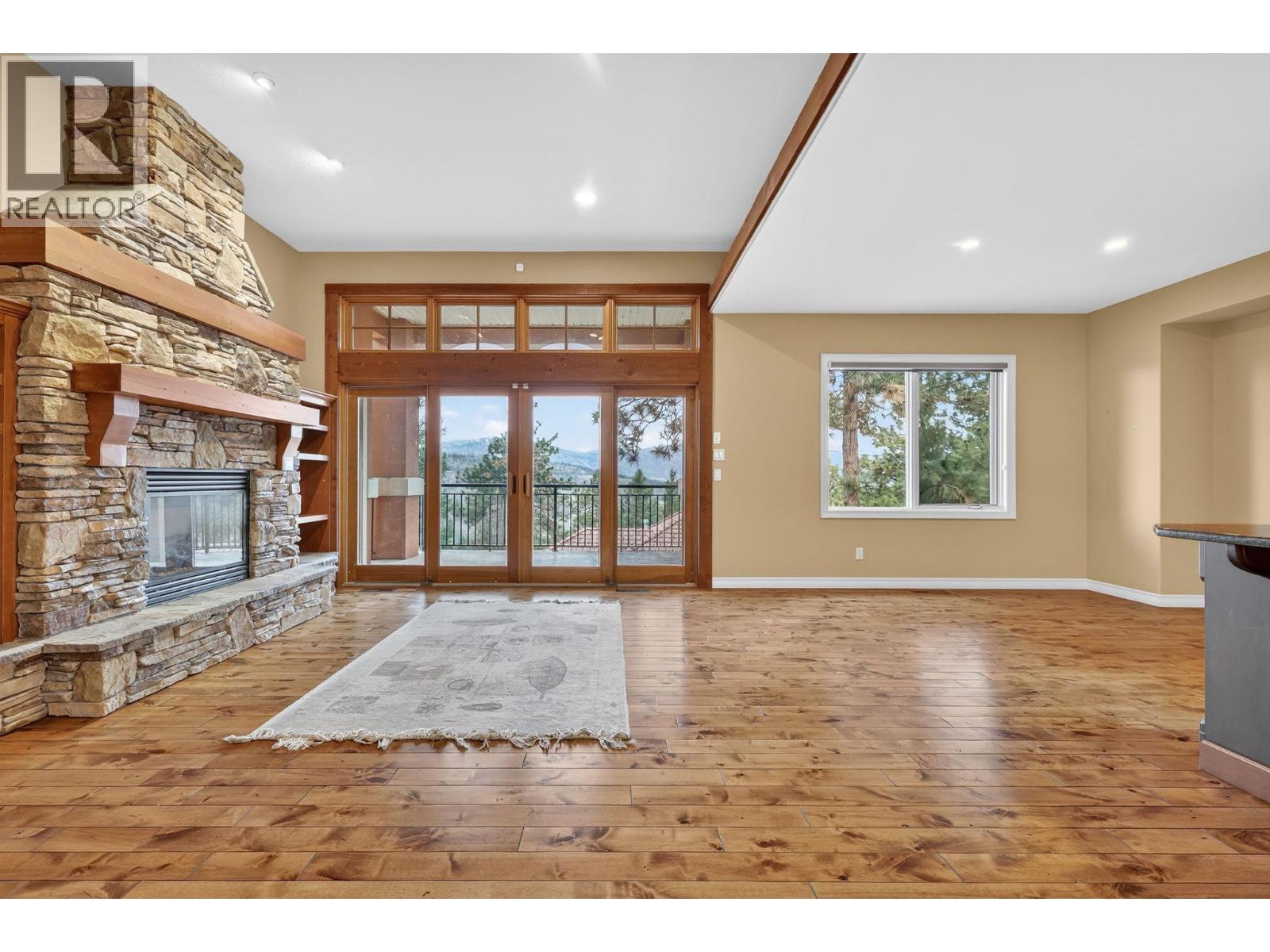 1910 Capistrano Drive Unit# 111, Kelowna