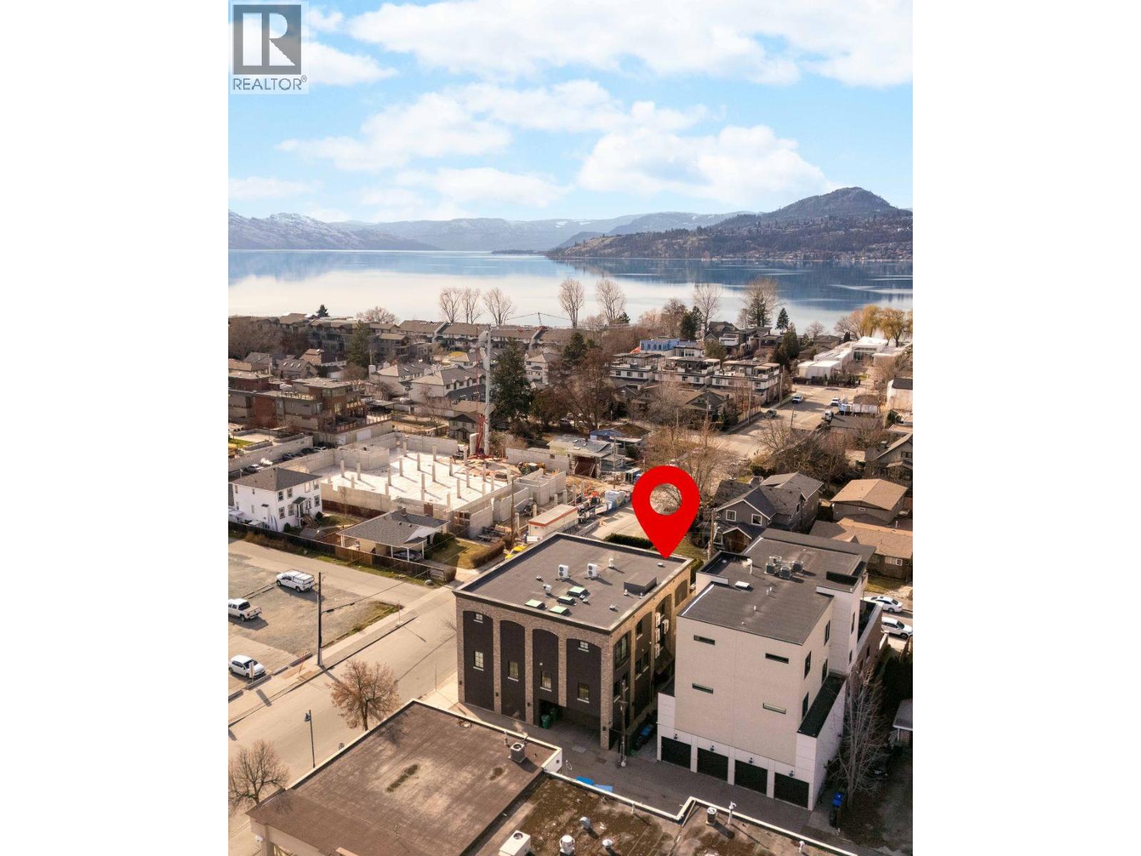 2691 Gore Street - Photo 3 of 45, Kelowna, British Columbia