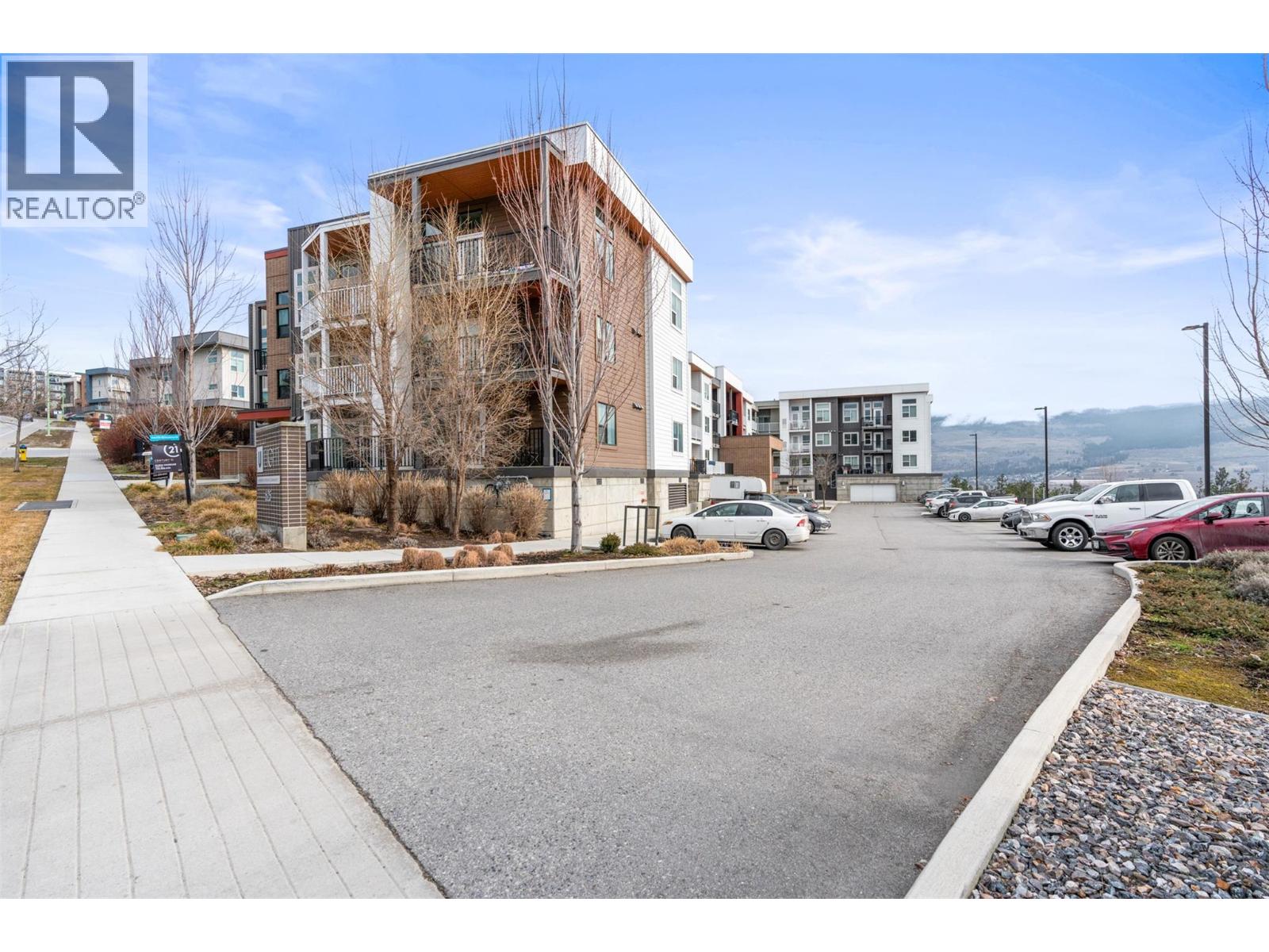 #PH25 625 Academy Way - 30