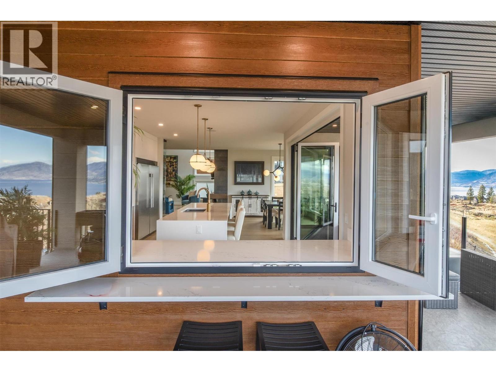  5442 Upper Mission Drive, Kelowna