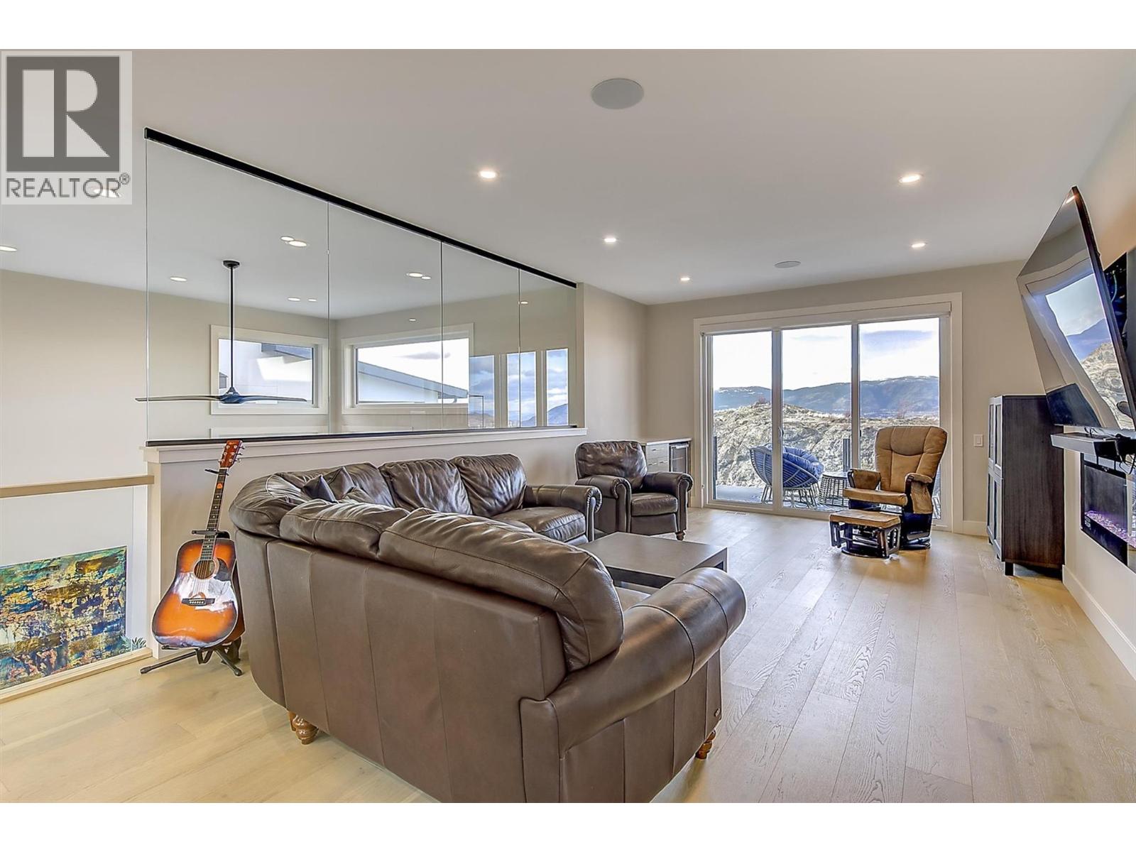  5442 Upper Mission Drive, Kelowna