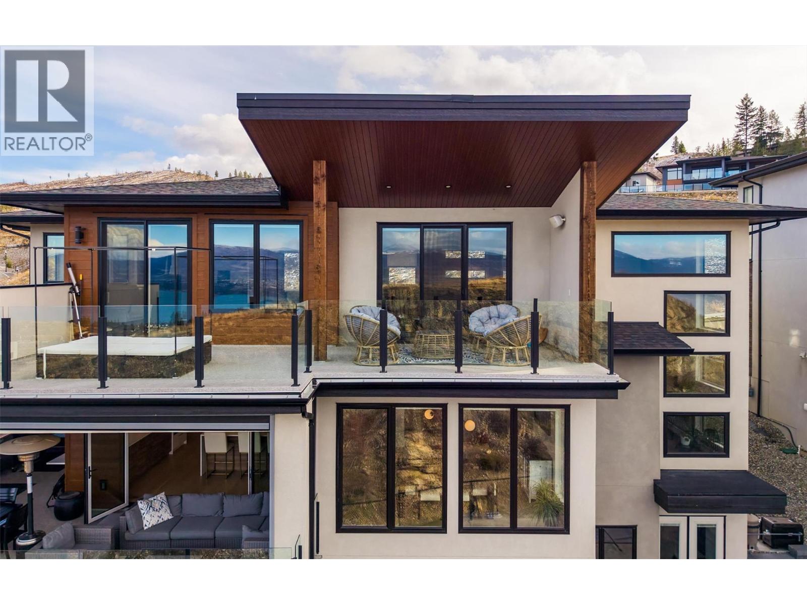  5442 Upper Mission Drive, Kelowna