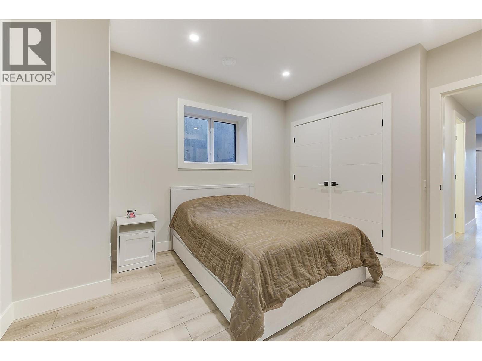  5442 Upper Mission Drive, Kelowna