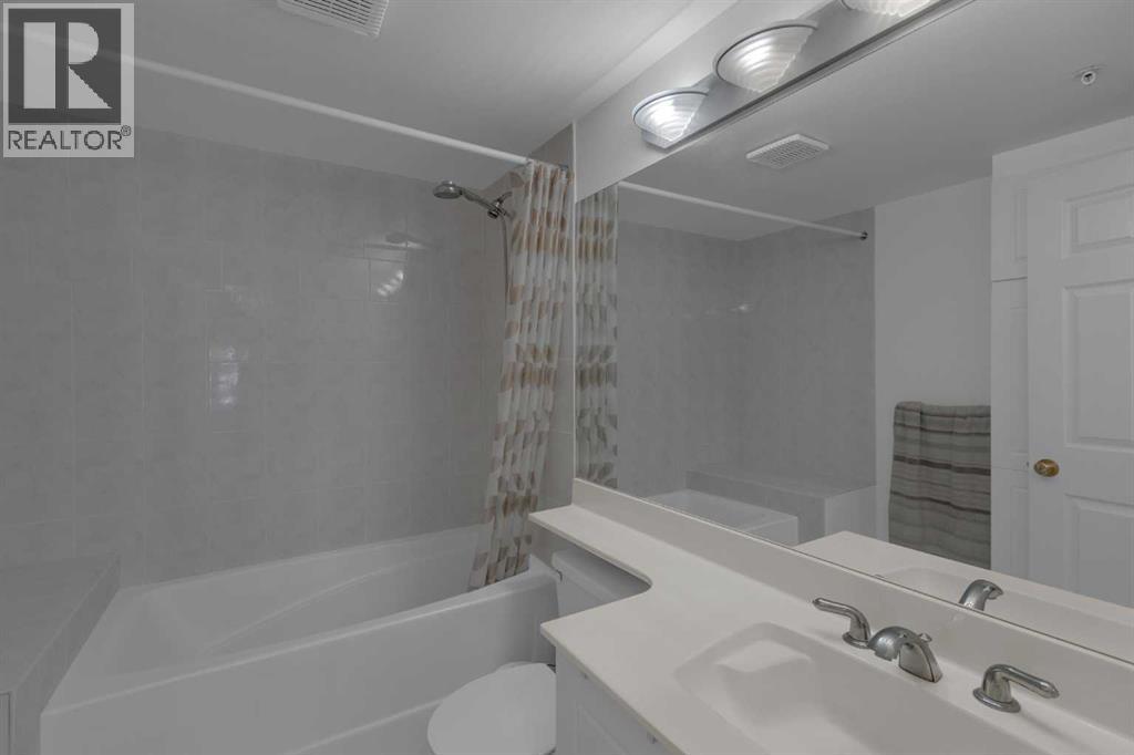 #103 923 15 AVENUE SW - 25