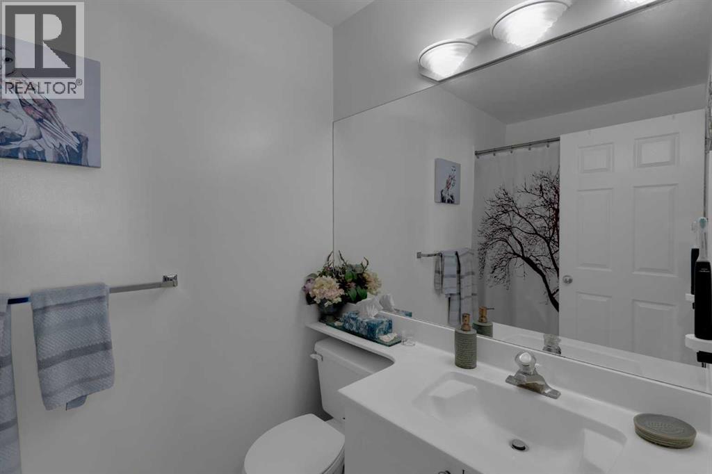 #103 923 15 AVENUE SW - 26
