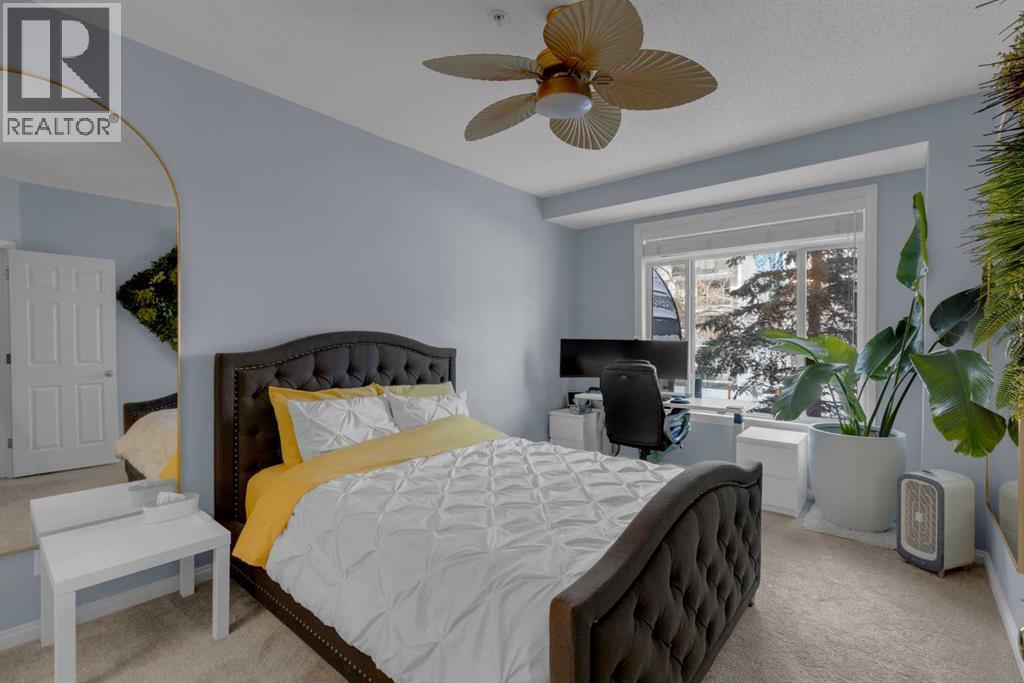 #103 923 15 AVENUE SW - 22
