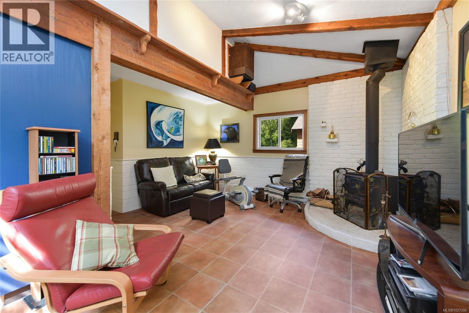 1695 Cultra Ave, Central Saanich