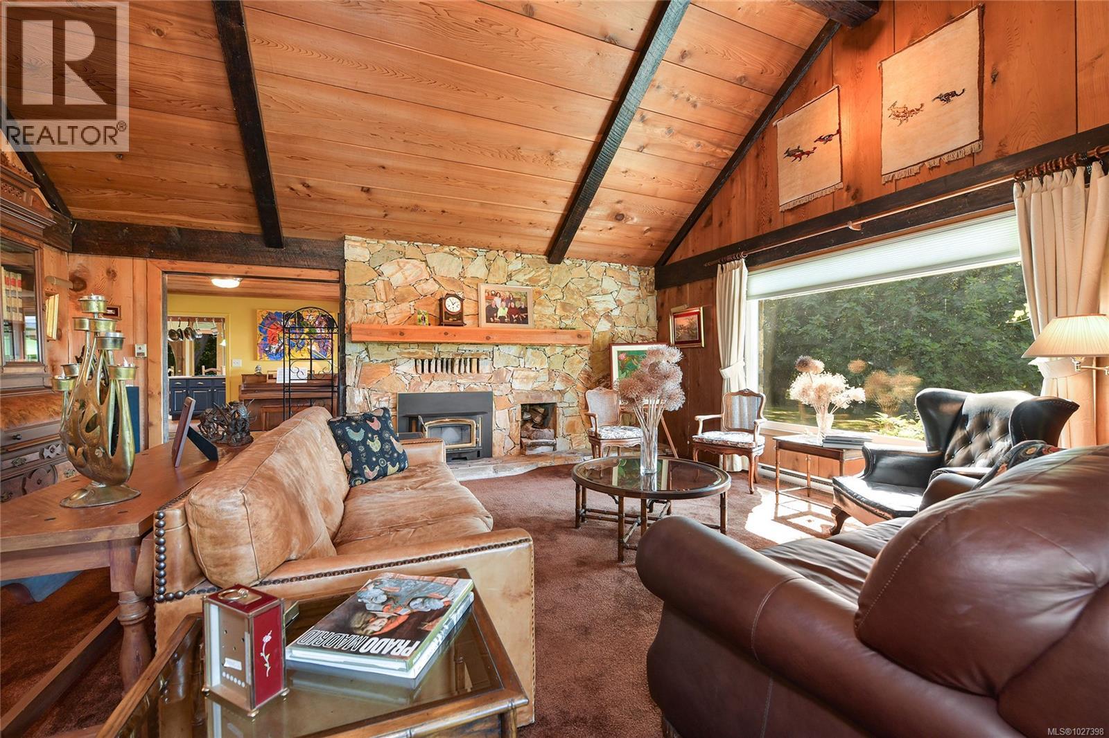 1695 Cultra Ave, Central Saanich