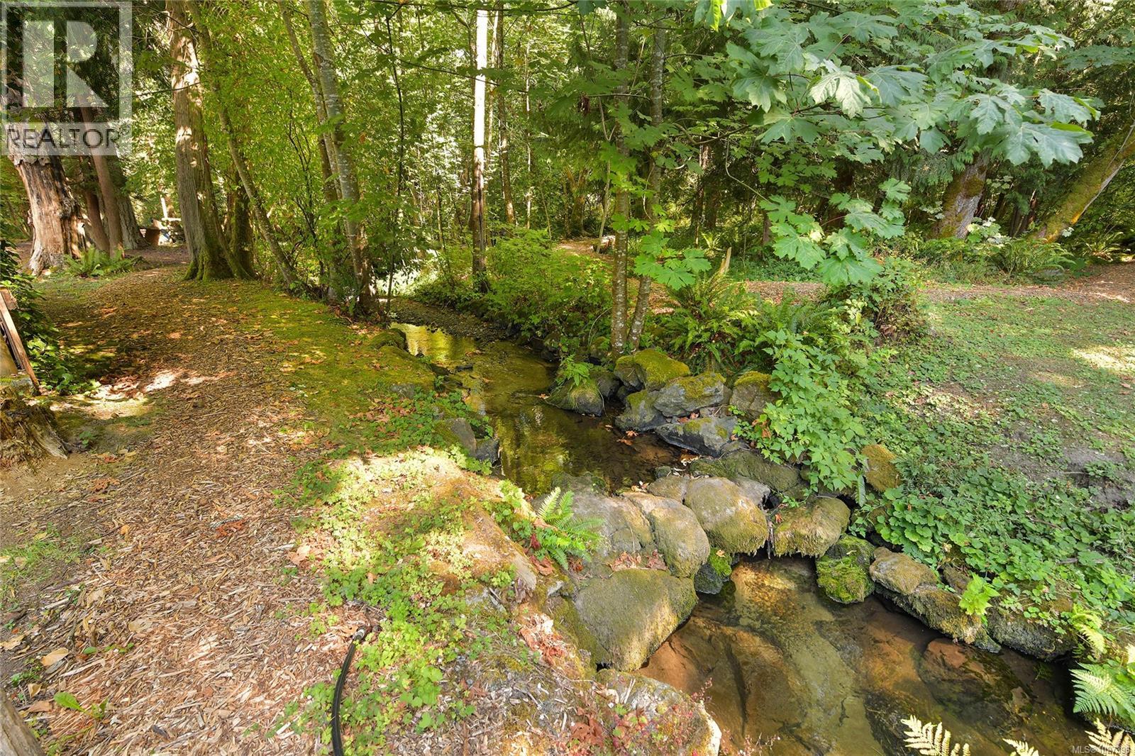 1695 Cultra Ave, Central Saanich