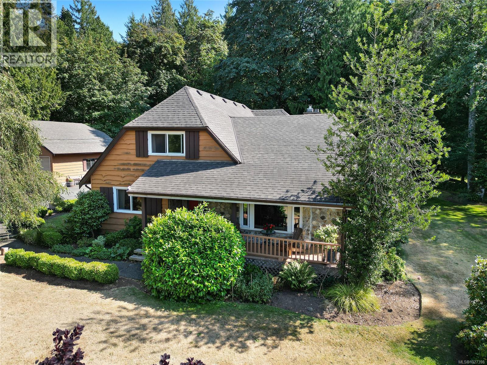 1695 Cultra Ave, Central Saanich