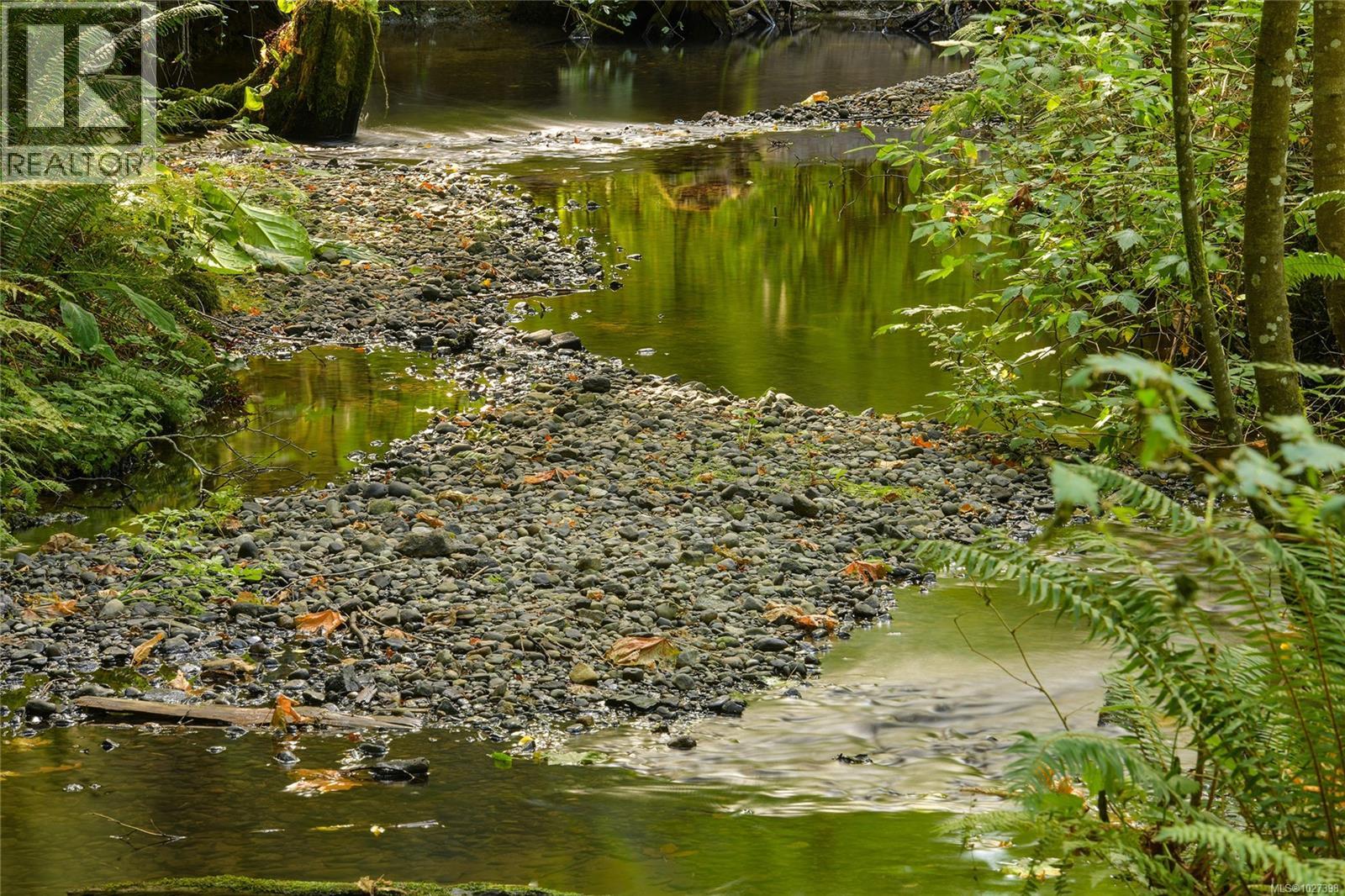 1695 Cultra Ave, Central Saanich