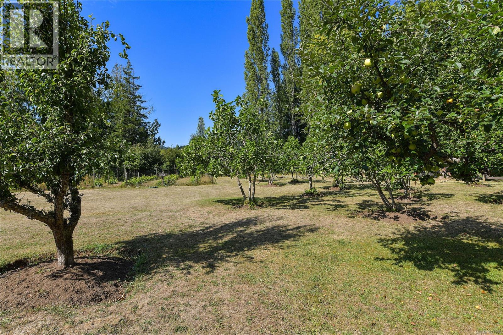 1695 Cultra Ave, Central Saanich