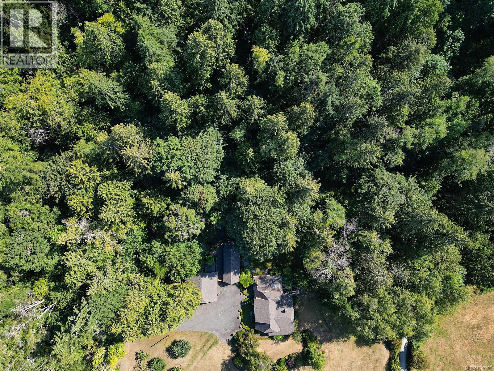 1695 Cultra Ave, Central Saanich