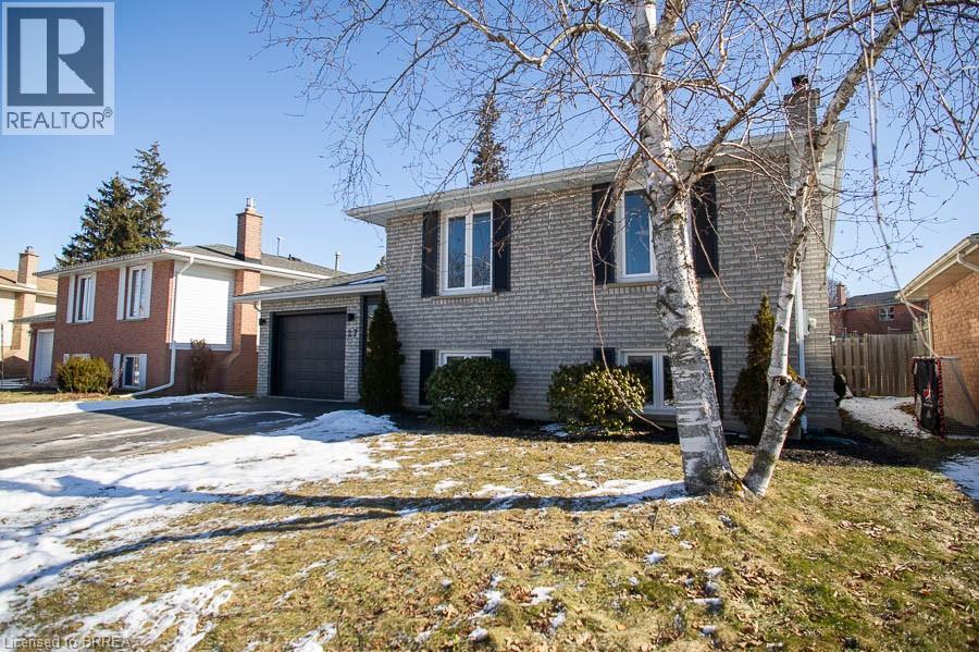 27 COULBECK Road - Photo 2 of 30, Brantford, Ontario