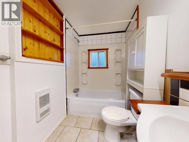 41-7624 DUNCAN STREET, Powell River