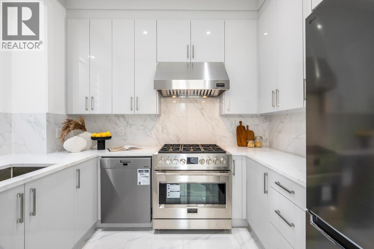 4991 CABOT DRIVE, Richmond