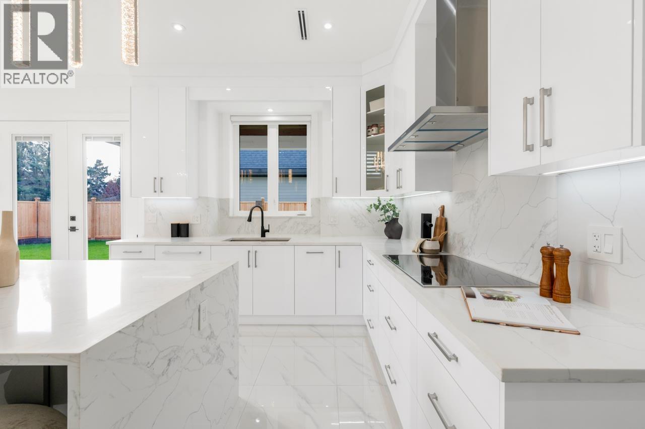 4991 CABOT DRIVE, Richmond