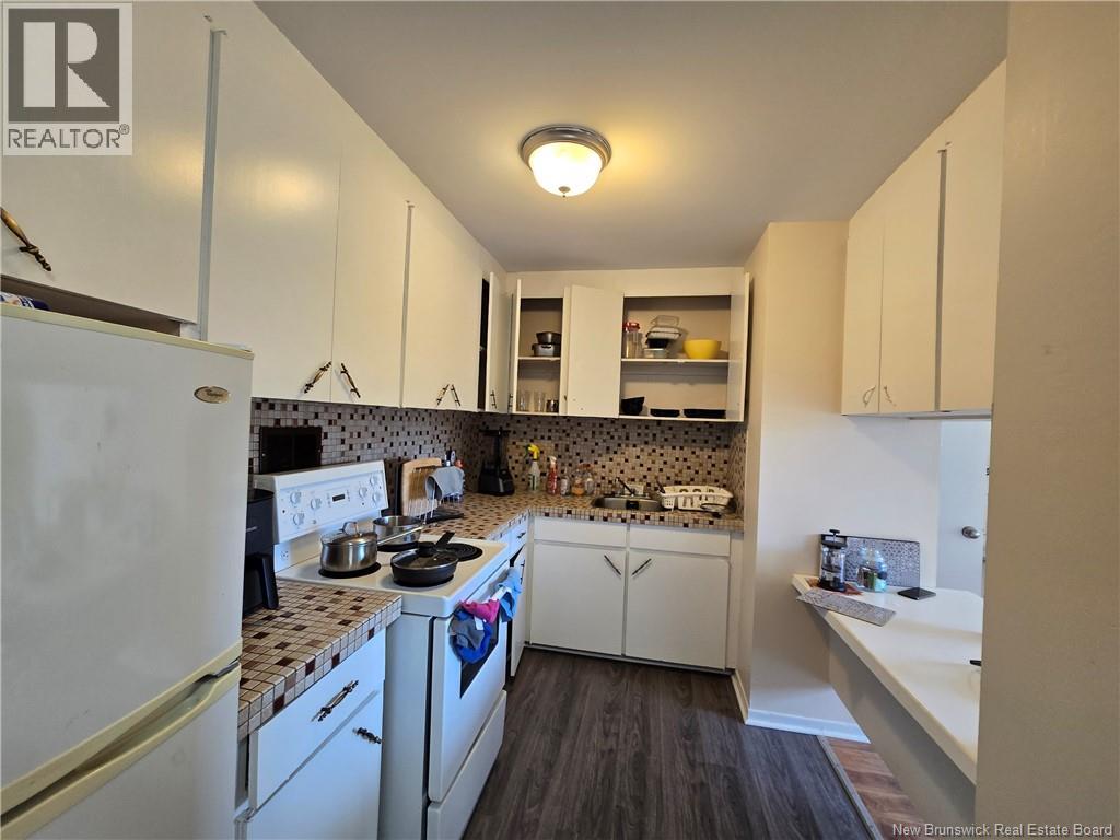 #B214 500 DOUGLAS AVENUE - 12