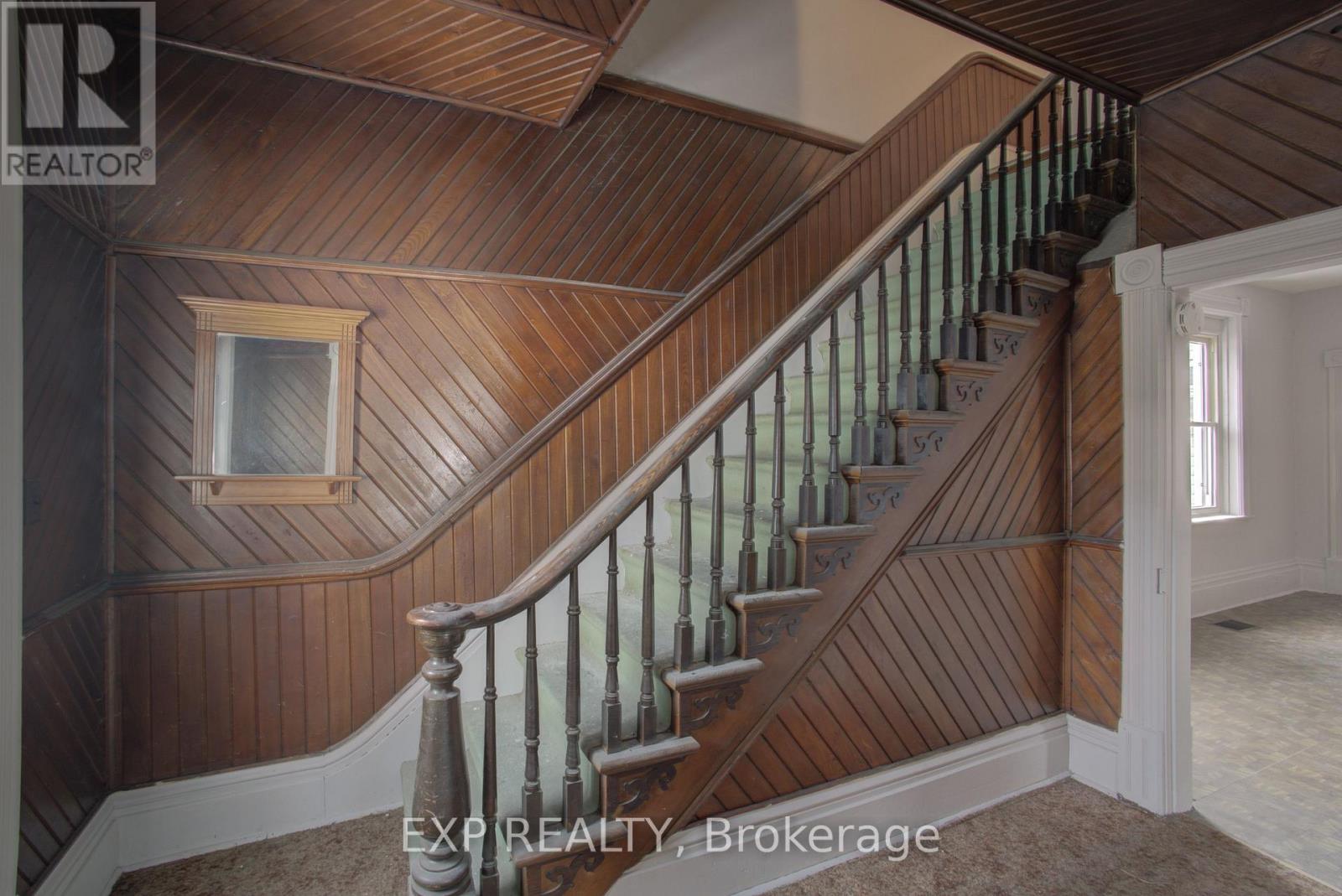 7 GORDON STREET W - Photo 3 of 13, South Bruce, Ontario