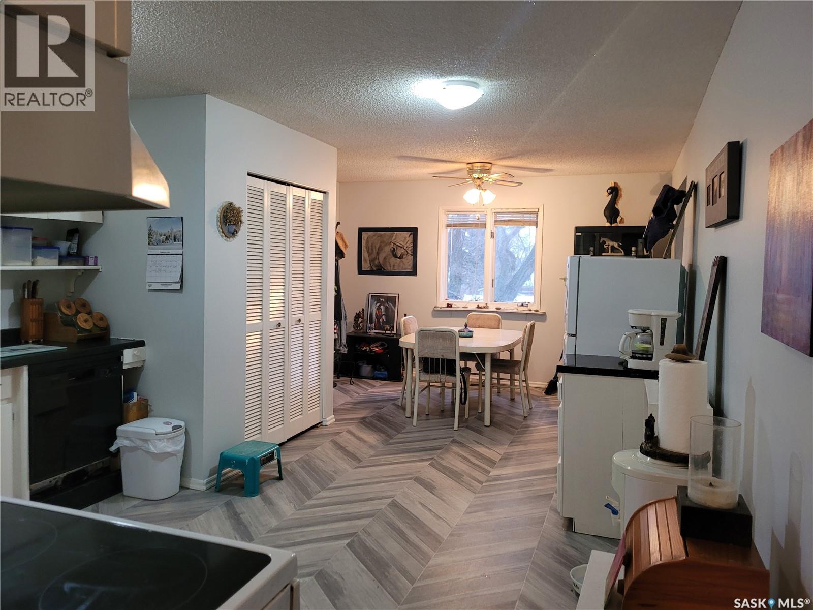 529 6th AVENUE E - 3