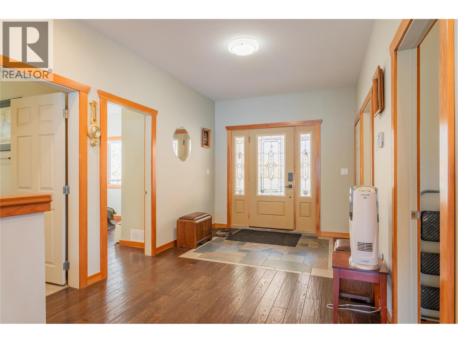 3558 SPRAGUE Street, Ainsworth