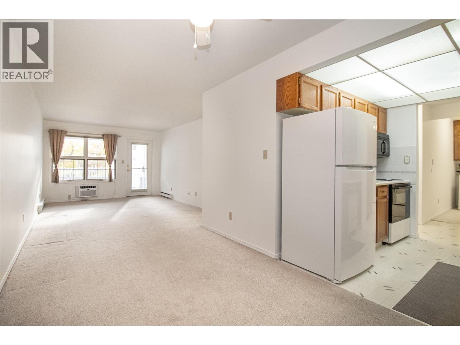 575 Sutherland Avenue Unit# 122, Kelowna