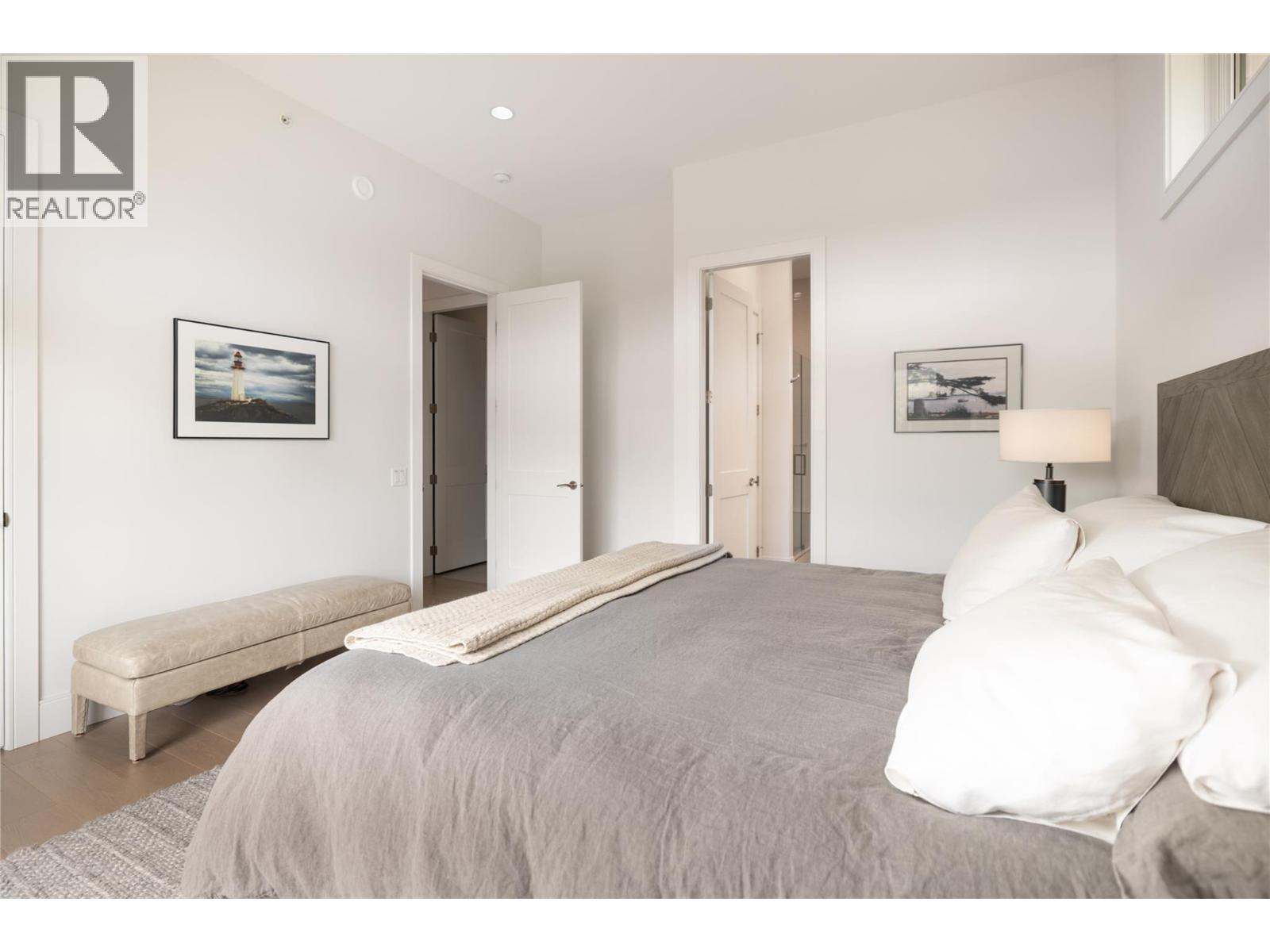 689 Birdie Lake Place, Vernon