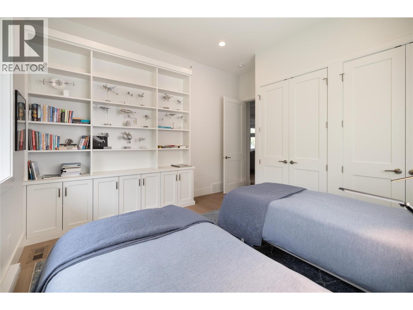 689 Birdie Lake Place, Vernon