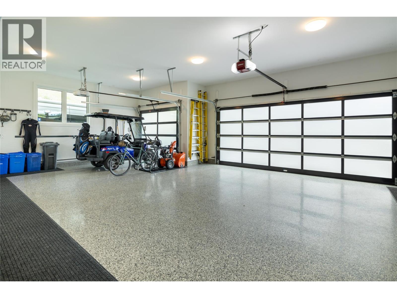 689 Birdie Lake Place, Vernon