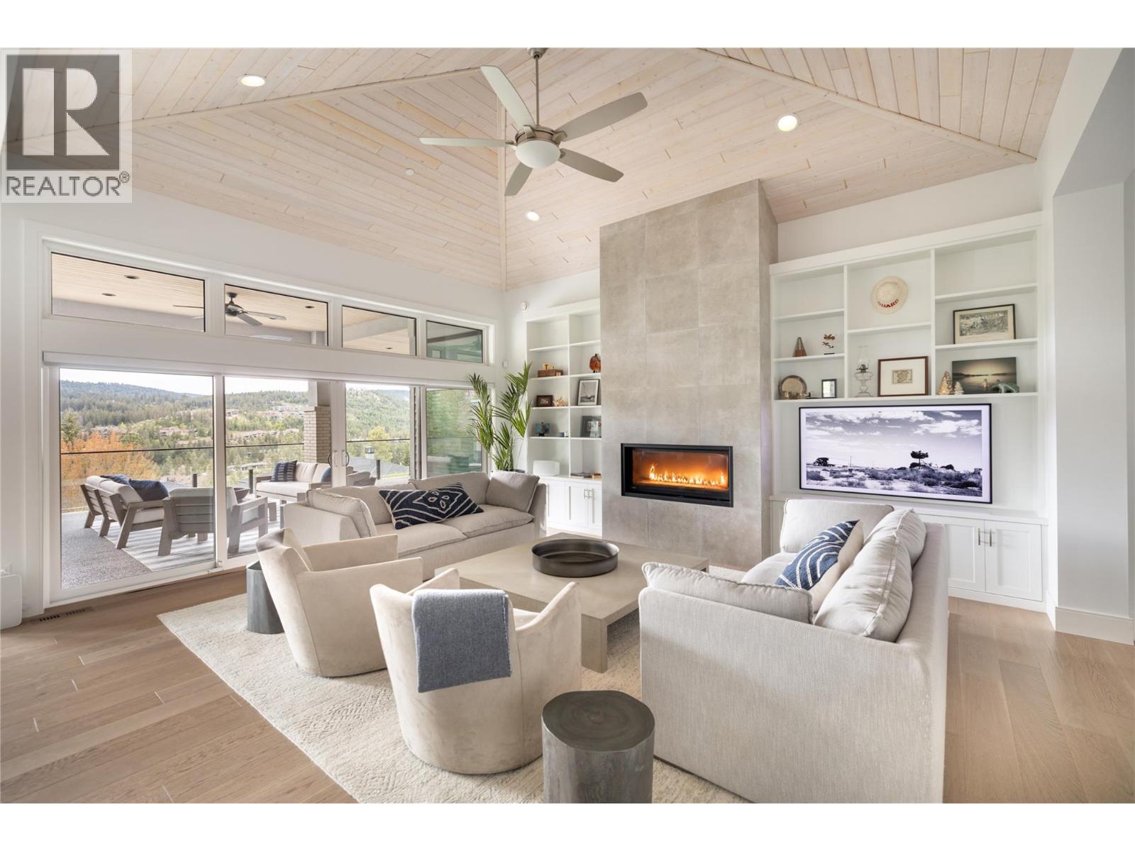 689 Birdie Lake Place, Vernon