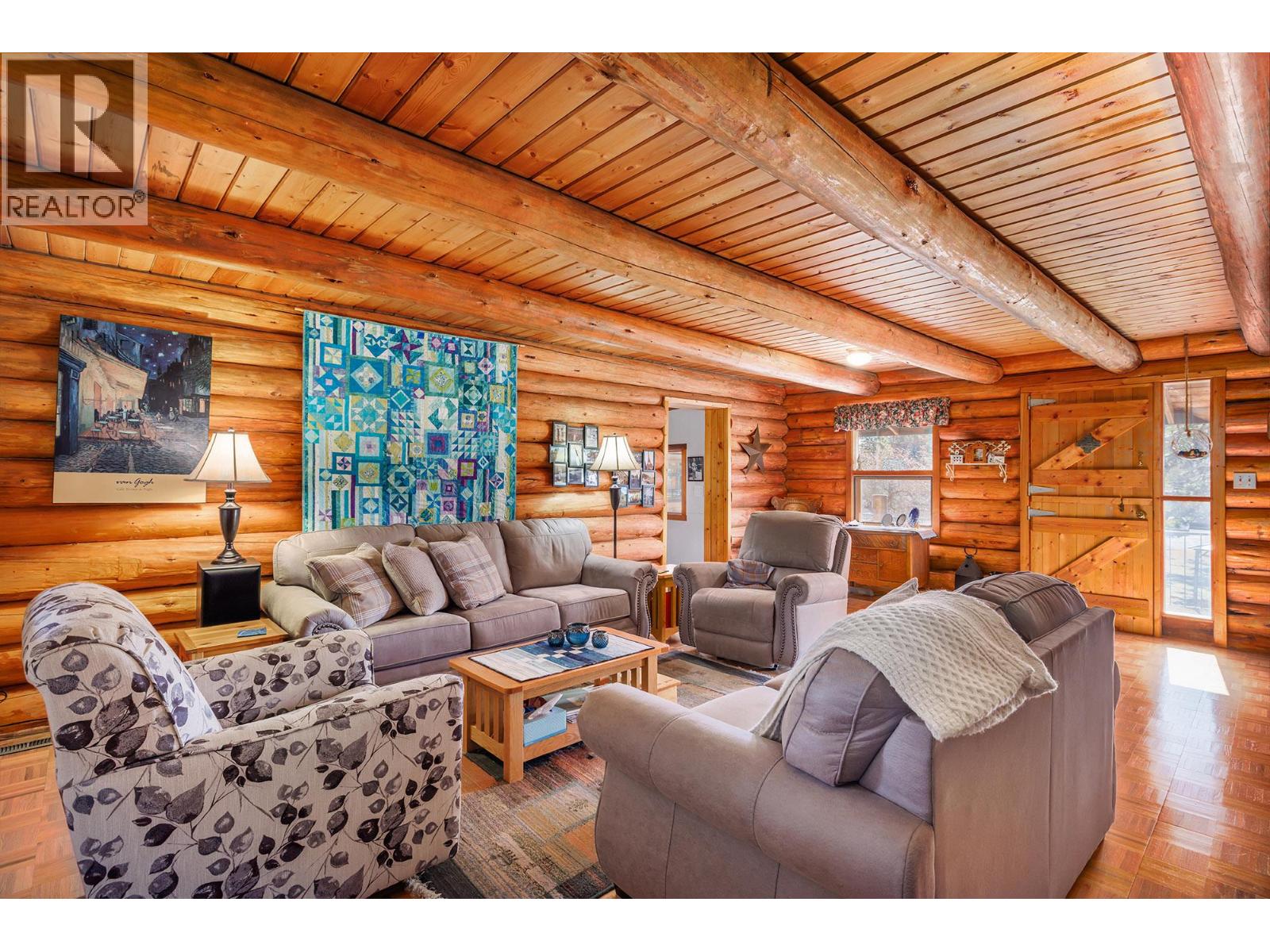 10775 Hallam Drive, Lake Country