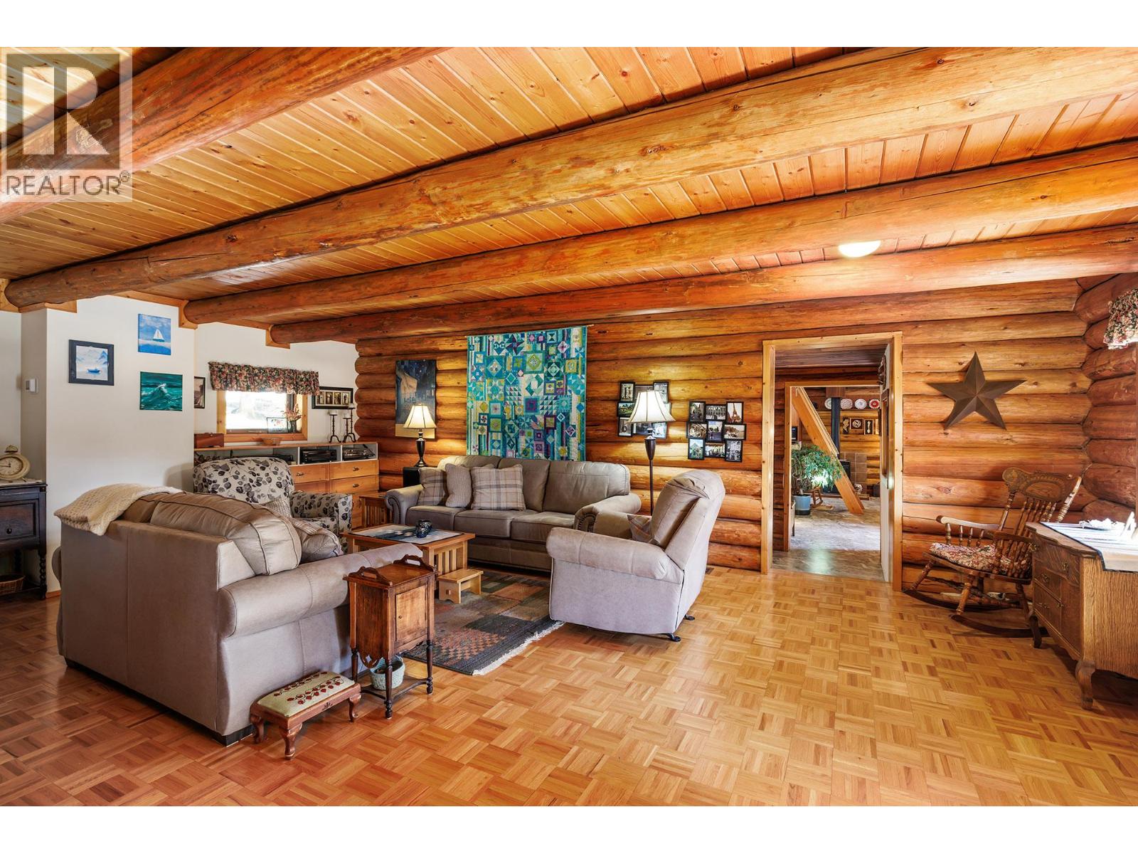 10775 Hallam Drive, Lake Country