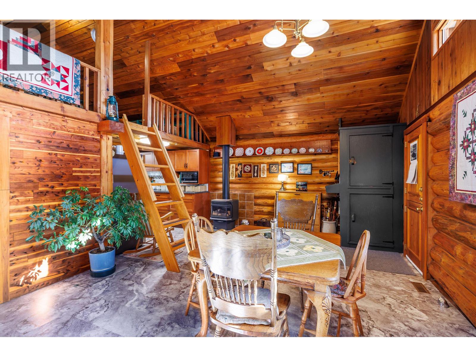 10775 Hallam Drive, Lake Country