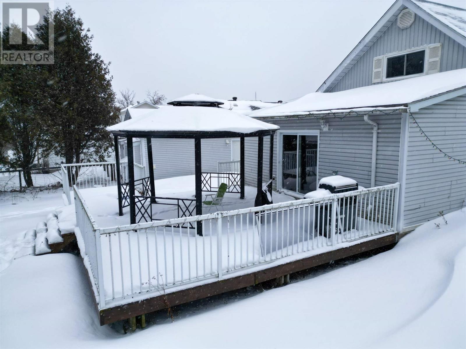 53 Huron AVE - Photo 5 of 37, Blind River, Ontario