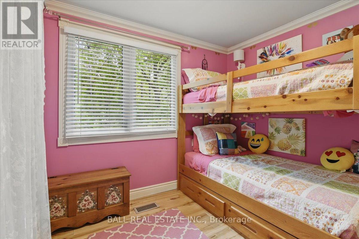 3559 HARBOUR POINT LANE — photo 32