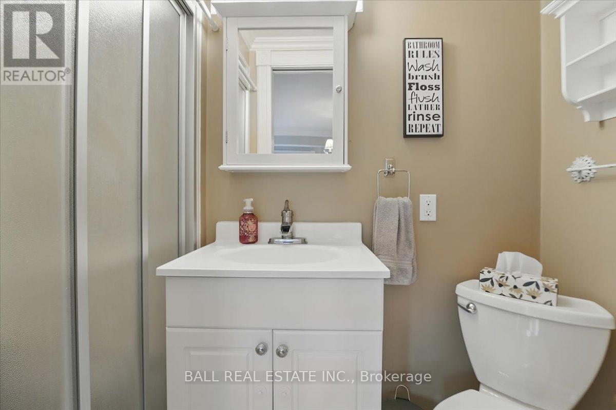 3559 HARBOUR POINT LANE - 34