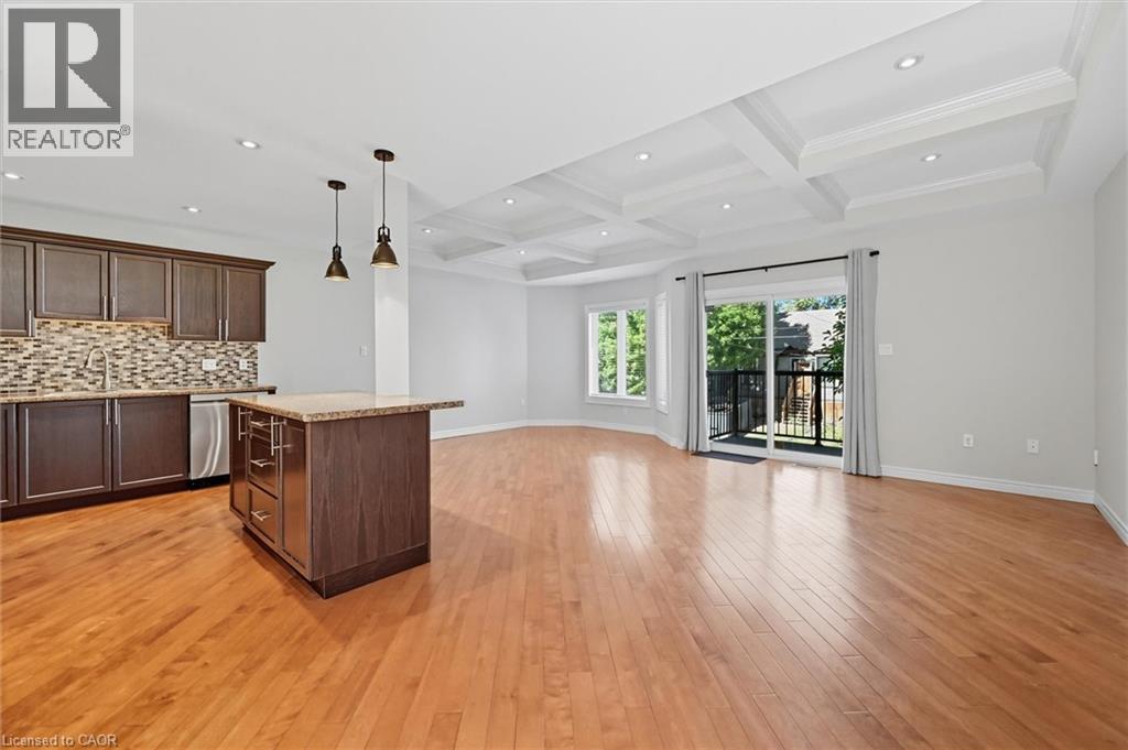 88 WOOD Street E - 3