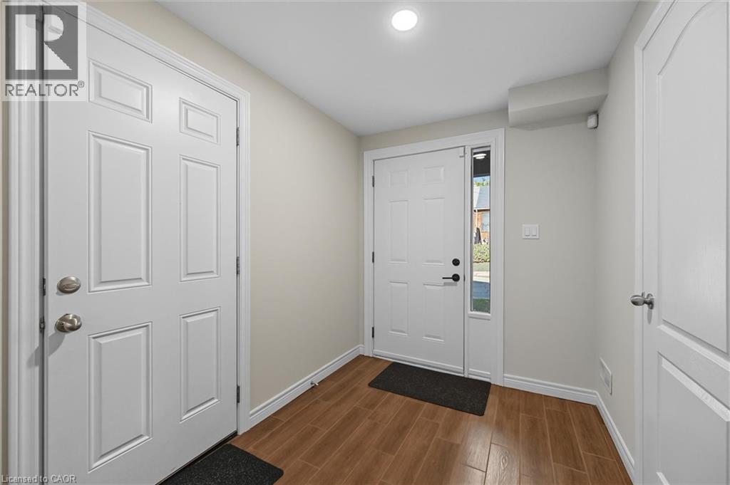 88 WOOD Street E - 14