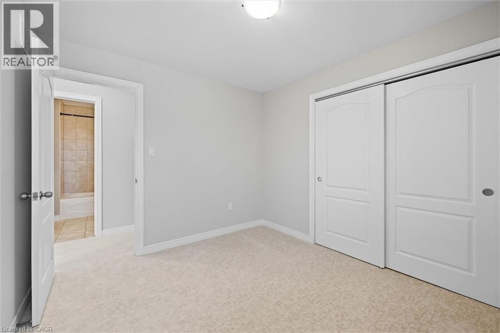 88 WOOD Street E - 23