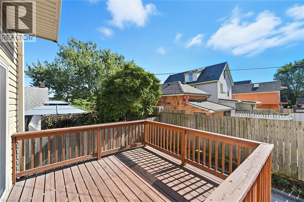 88 WOOD Street E - 12