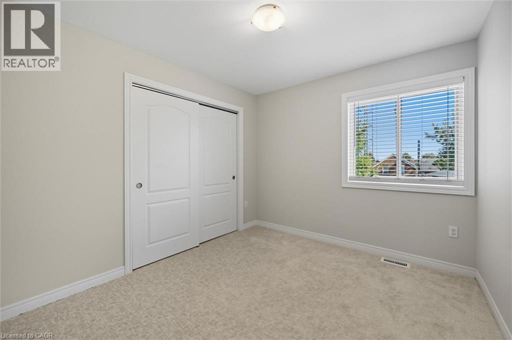 88 WOOD Street E - 34