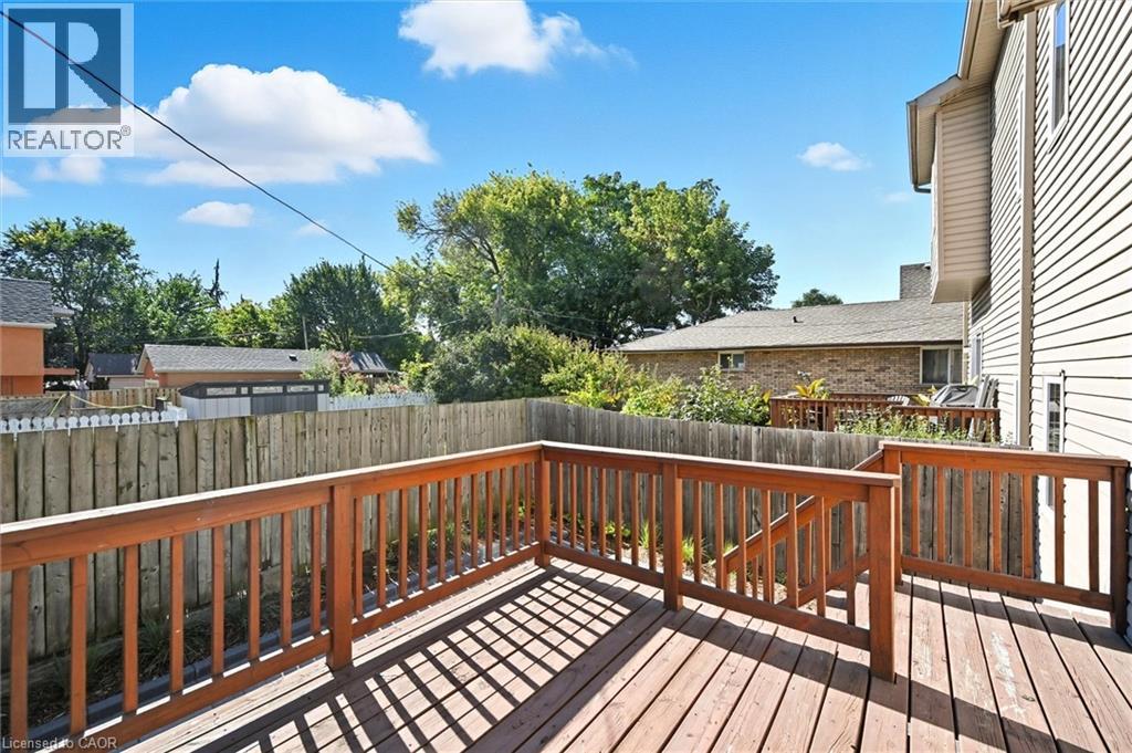 88 WOOD Street E - 27