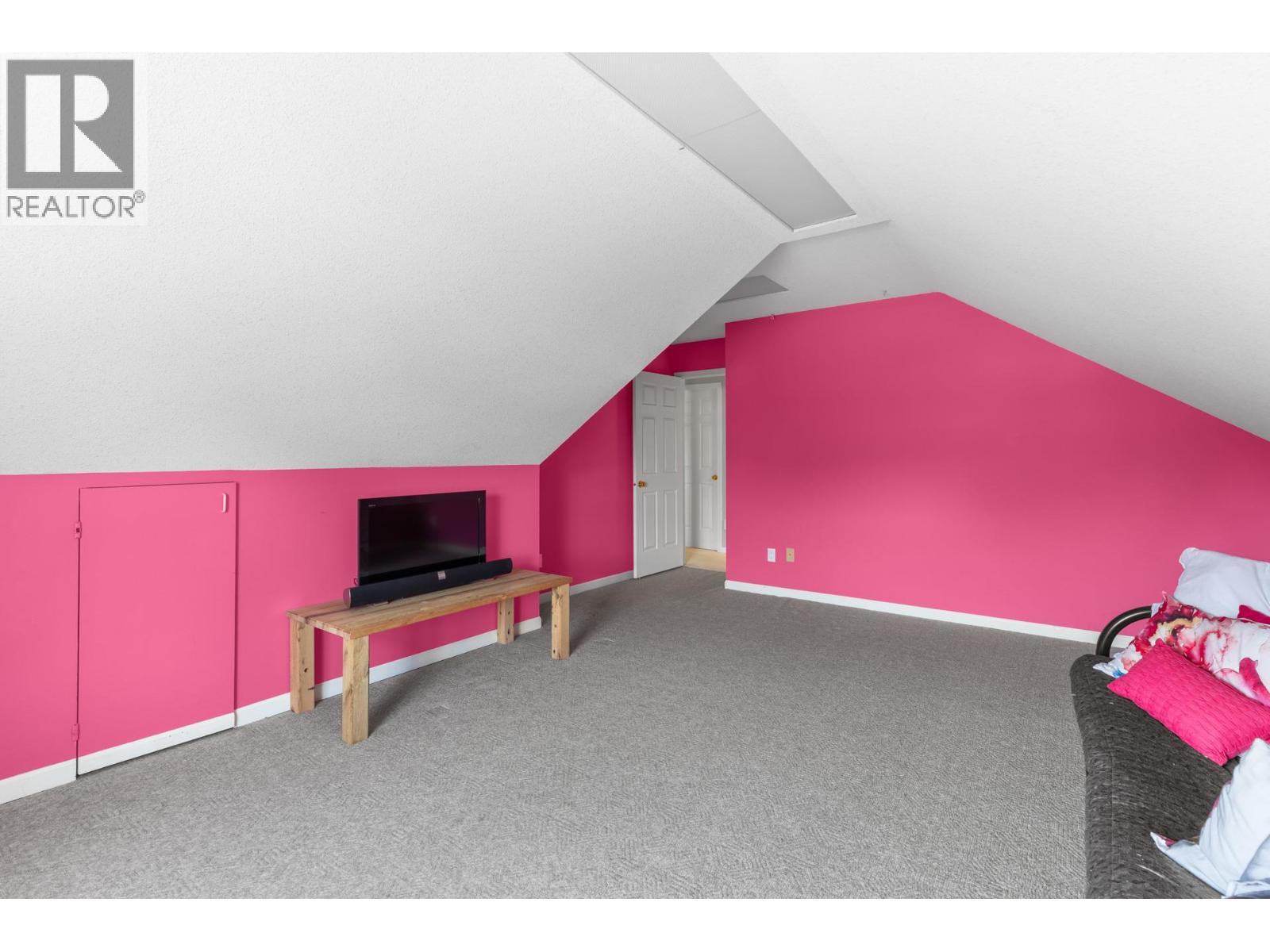  636 Welke Road, Kelowna