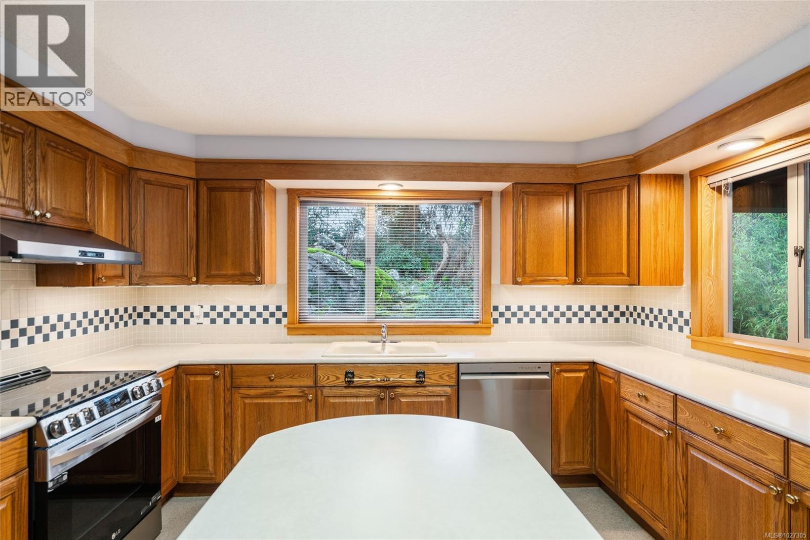 2441 Evanshire Cres, Nanoose Bay