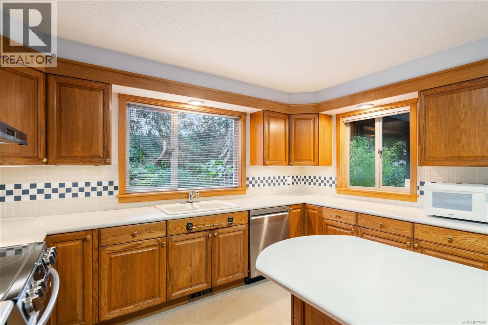 2441 Evanshire Cres, Nanoose Bay