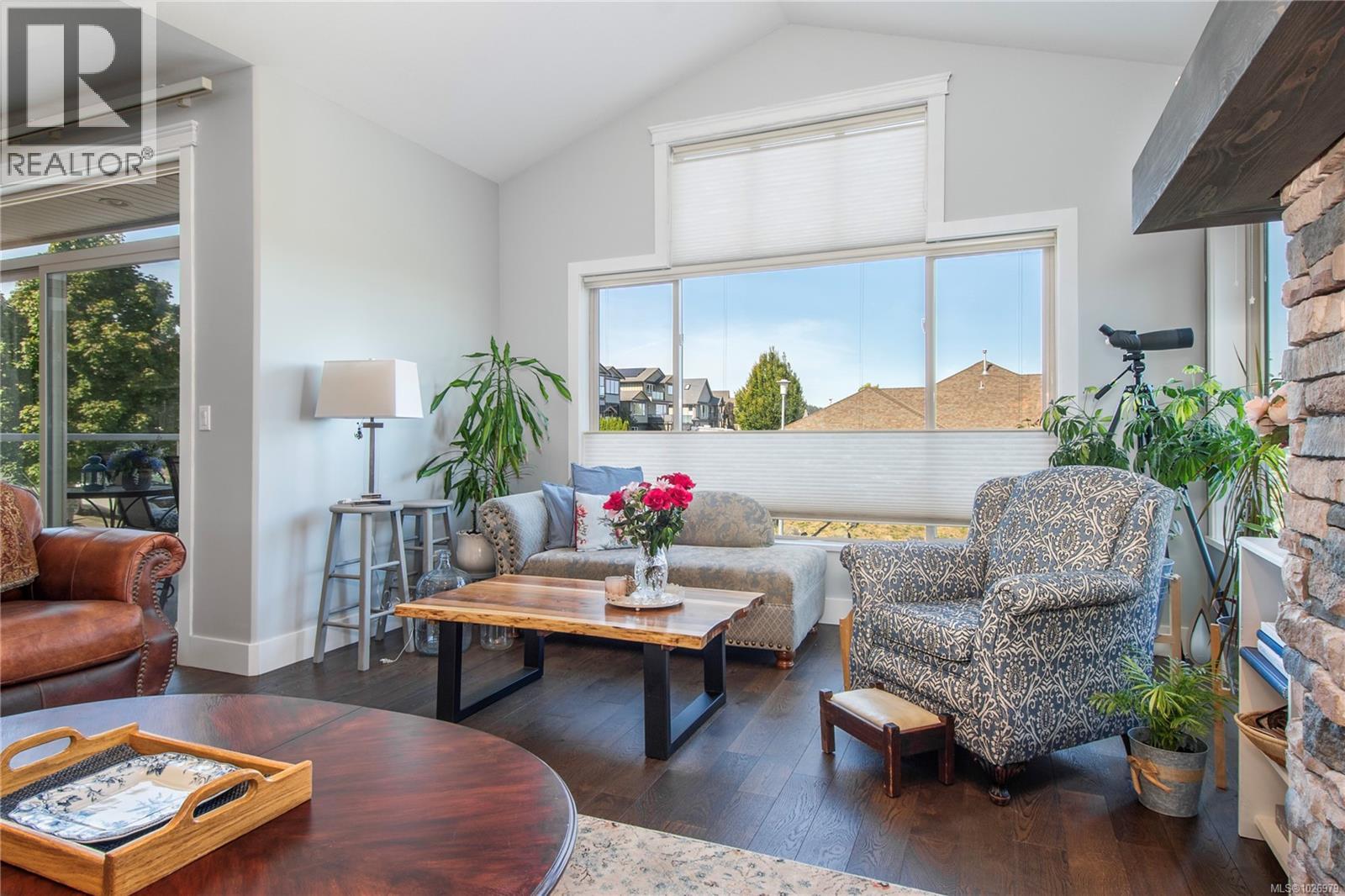 2953 PACIFIC VIEW TERR - 13