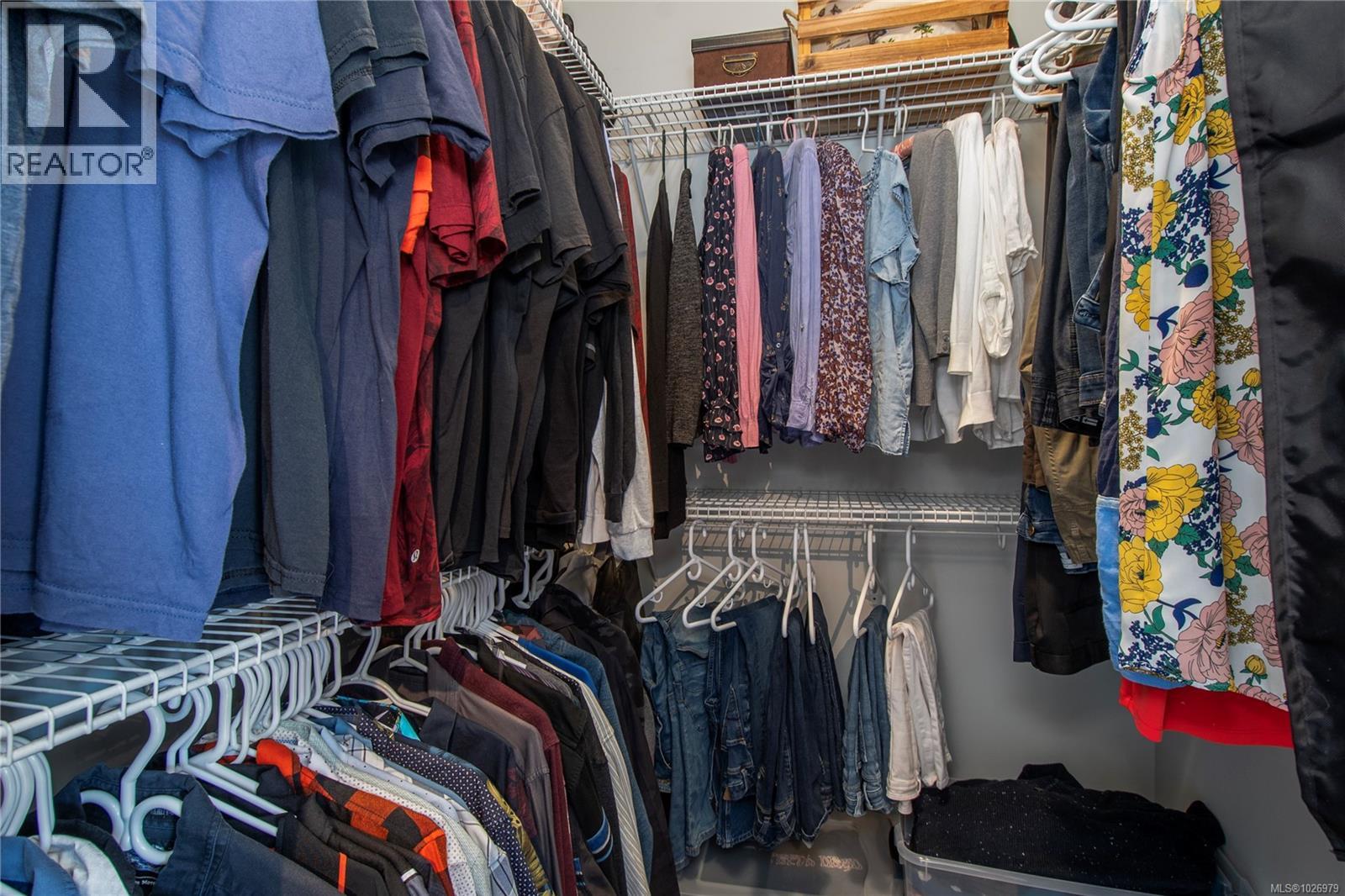 2953 PACIFIC VIEW TERR - 26