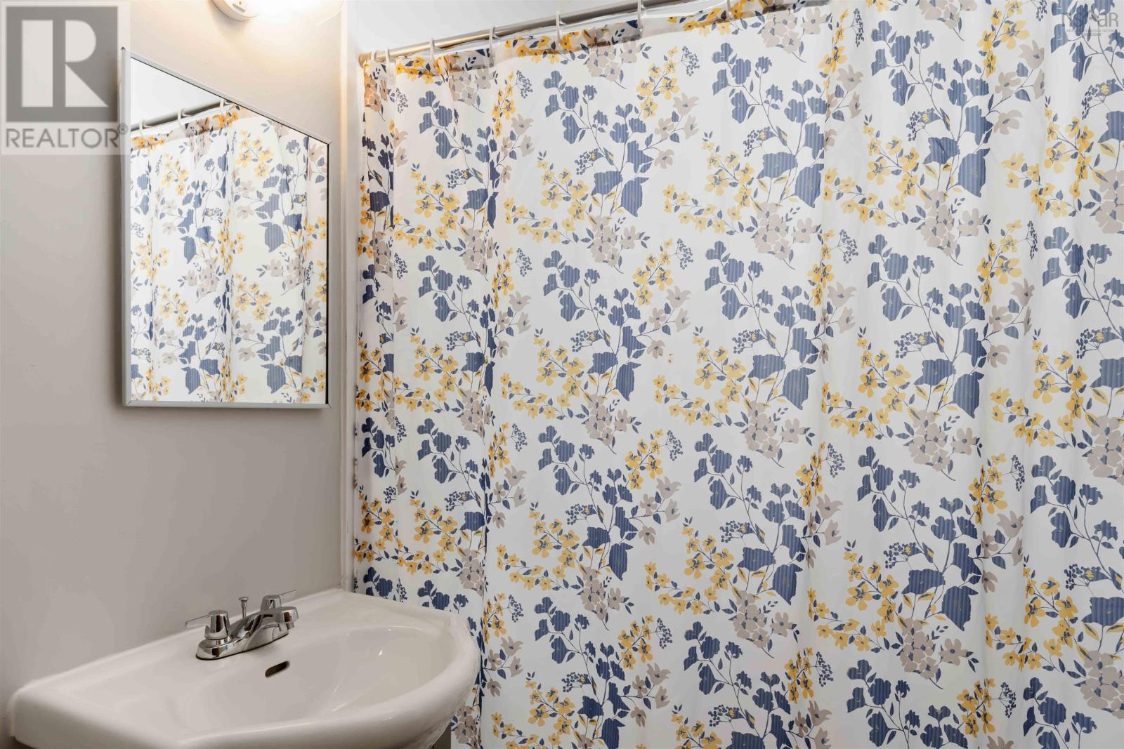 Property 21 of 34 of 350 Bridge Street