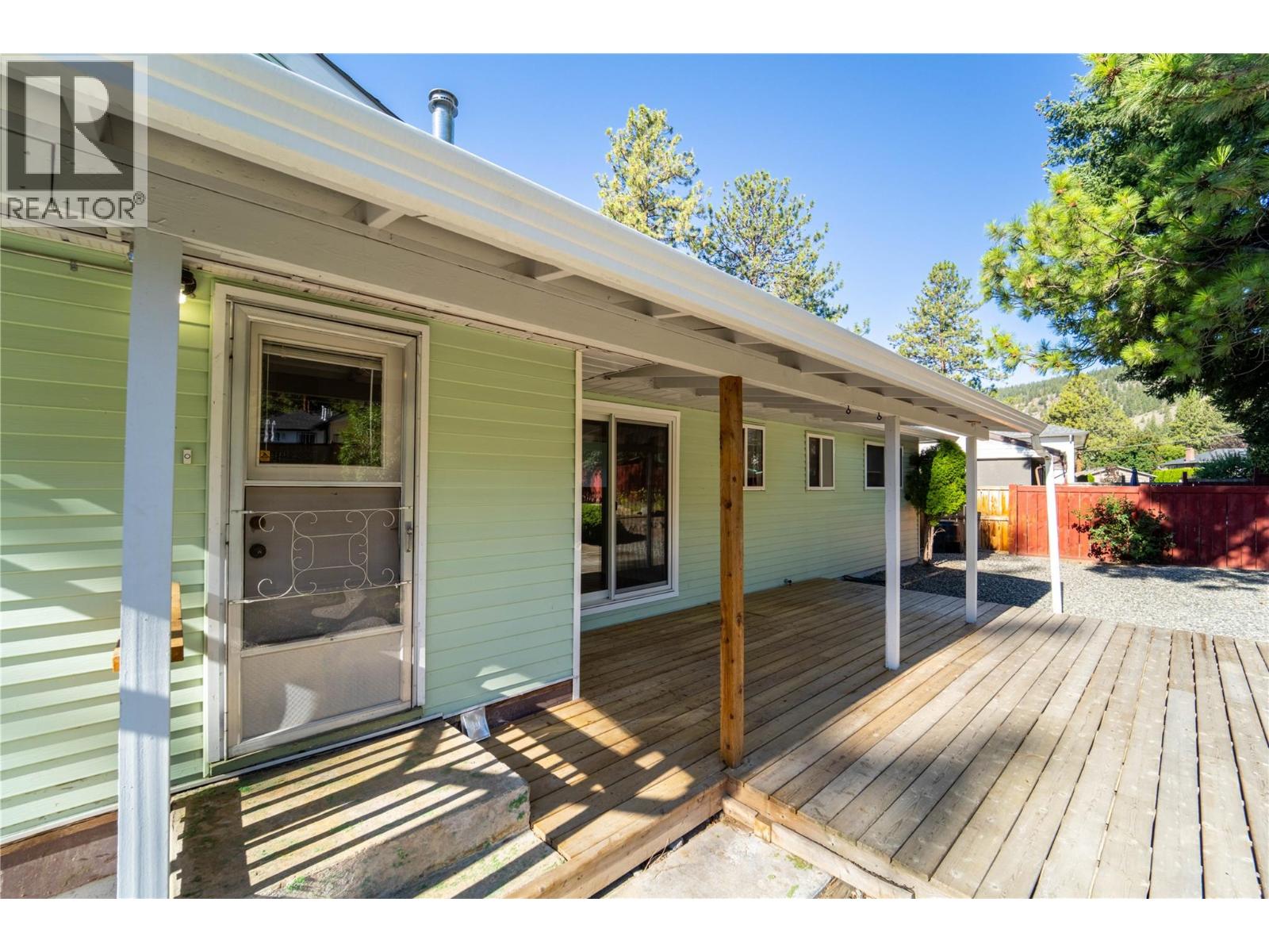 2037 PARKER Drive, Merritt